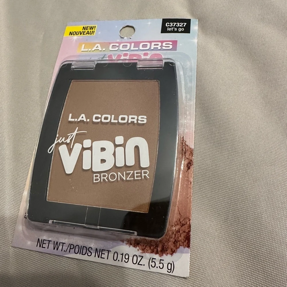 LA Colors Vibin’ Powder Bronzer Shade Lets Go